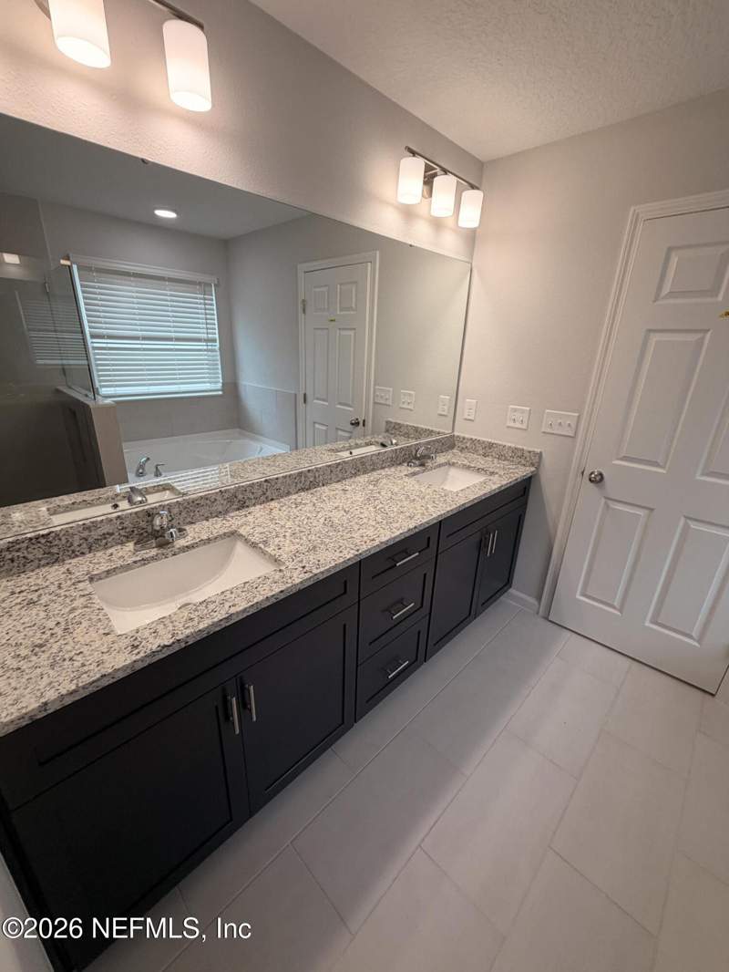 4 bedroom Single Family Residence at 3018 San Pablo Road, Section Land, Jacksonville — photo 4