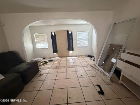 277 E 46th Street, Jacksonville FL - photo 8 of 9