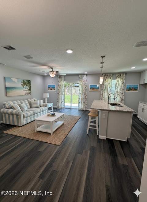 6167 Earline Circle, Jacksonville FL - photo 6 of 12