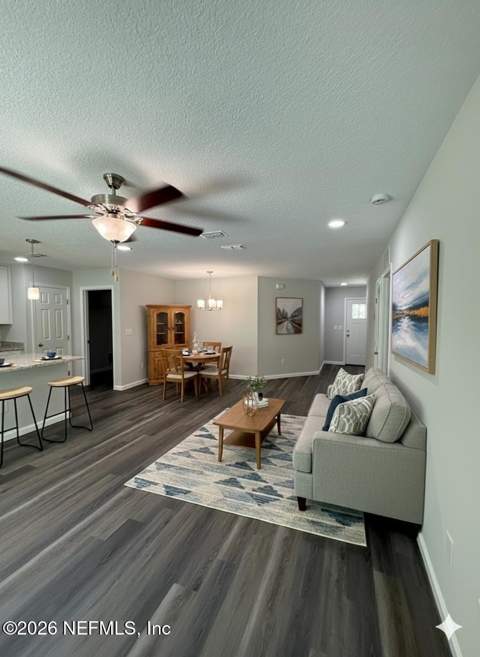 6167 Earline Circle, Jacksonville FL - photo 7 of 12