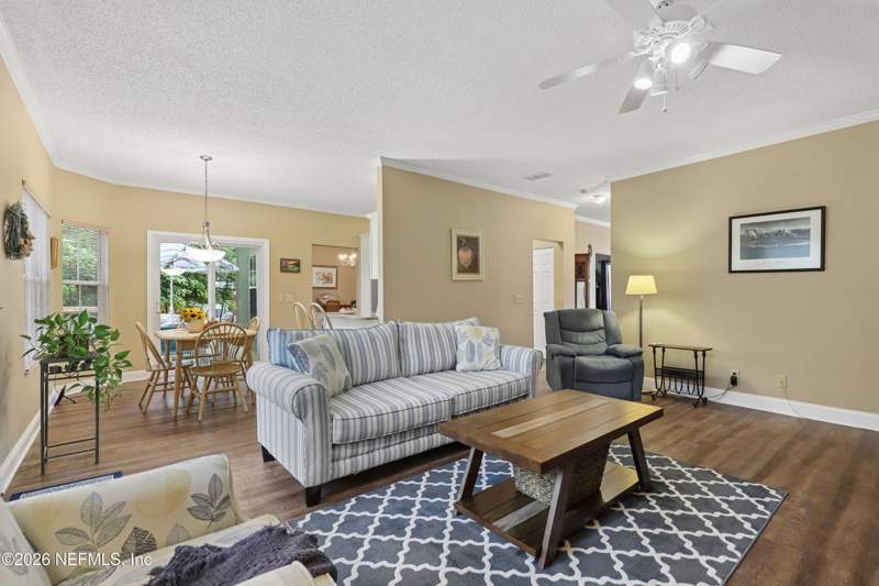 4 bedroom Single Family Residence at 9120 Trent Way, Barrington Oaks, Jacksonville — photo 4