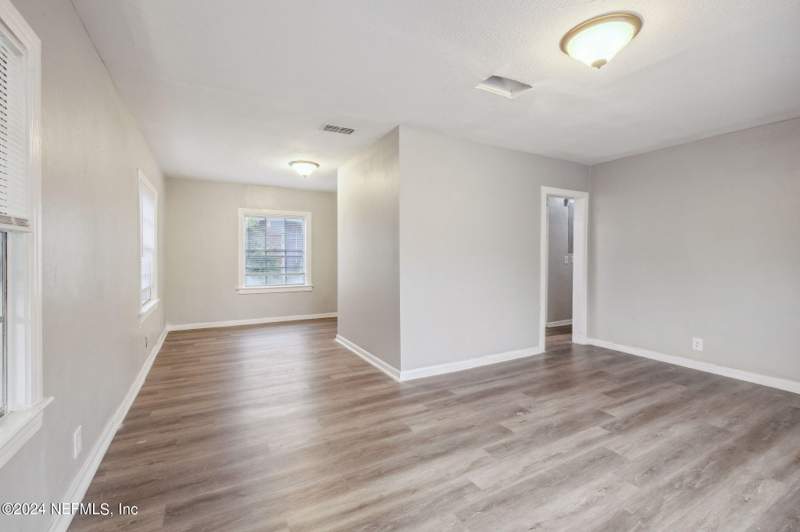 3 bedroom Single Family Residence at 1862 W 24th Street, Moncreif Park, Jacksonville — photo 5