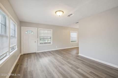 1862 W 24th Street, Jacksonville FL - photo 8 of 27
