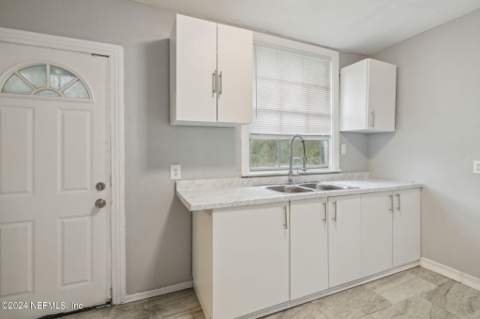 1862 W 24th Street, Jacksonville FL - photo 13 of 27