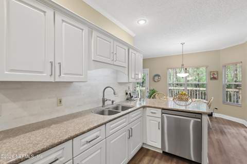 9120 Trent Way, Jacksonville FL - photo 8 of 24