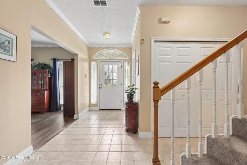 4 bedroom Single Family Residence at 9120 Trent Way, Barrington Oaks, Jacksonville — photo 3