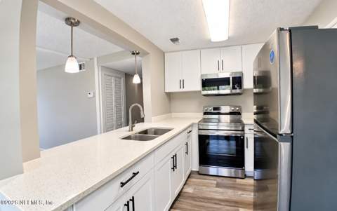 7727 Free Avenue, Jacksonville FL - photo 13 of 30