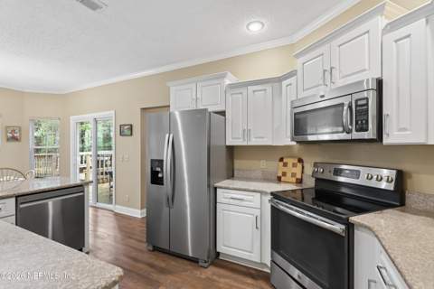 9120 Trent Way, Jacksonville FL - photo 6 of 24