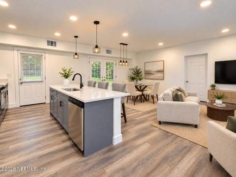 2031 Broward Road, Jacksonville FL - photo 7 of 17