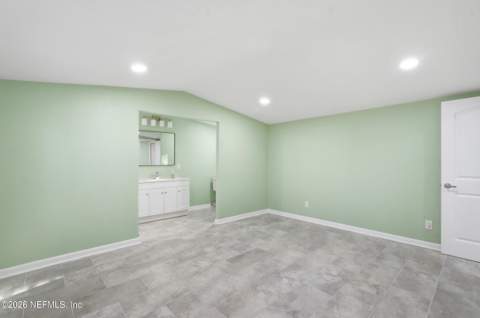 10100 Mercury Drive, Jacksonville FL - photo 15 of 28