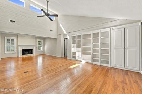 4355 Galileo Avenue, Jacksonville FL - photo 6 of 46