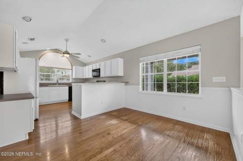 2759 Merrill Boulevard, Jacksonville Beach FL - photo 21 of 49