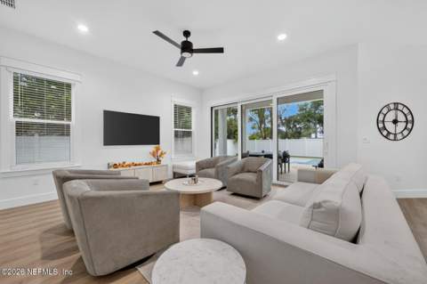 904 Barbara Lane, Jacksonville Beach FL - photo 14 of 54