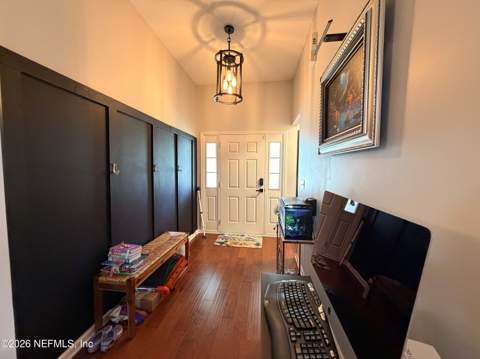 407 W Tropical Trace, Jacksonville FL - photo 12 of 82
