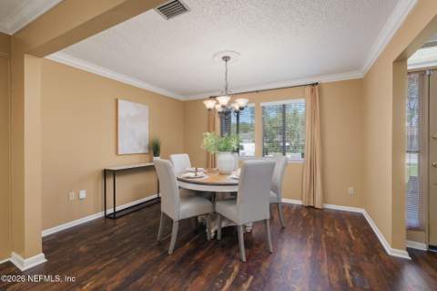 3362 Chrysler Drive, Jacksonville FL - photo 12 of 48