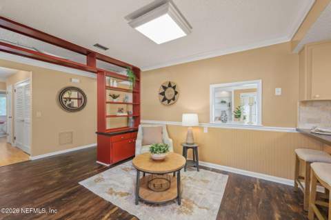 3362 Chrysler Drive, Jacksonville FL - photo 14 of 48