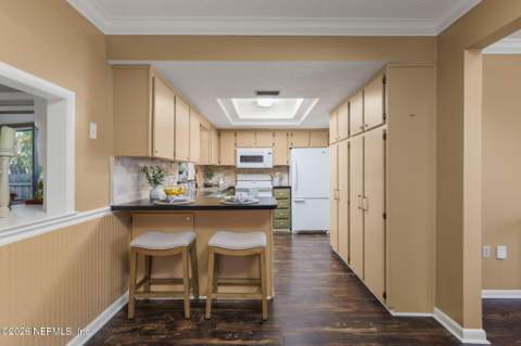 3362 Chrysler Drive, Jacksonville FL - photo 16 of 48