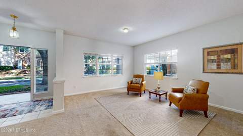 1723 W Forest Lake Circle #1, Jacksonville FL - photo 6 of 44