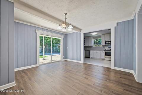 2818 Ernest Street, Jacksonville FL - photo 10 of 26