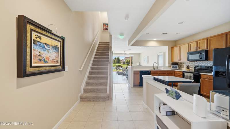 3 bedroom Townhouse at 6910 Roundleaf Drive, Greenbrier At Bartram Park, Jacksonville — photo 4