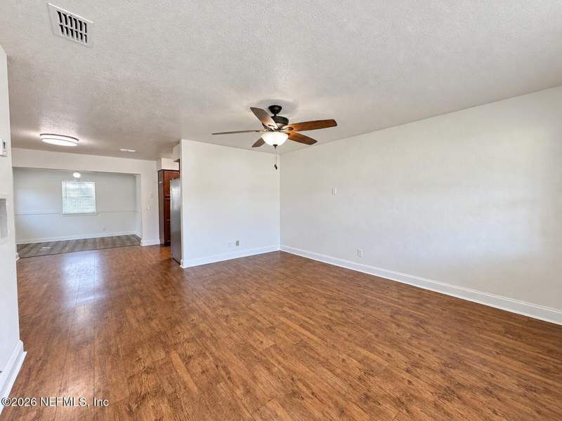 3 bedroom Single Family Residence at 7446 Centauri Road, Oak Hill, Jacksonville — photo 5