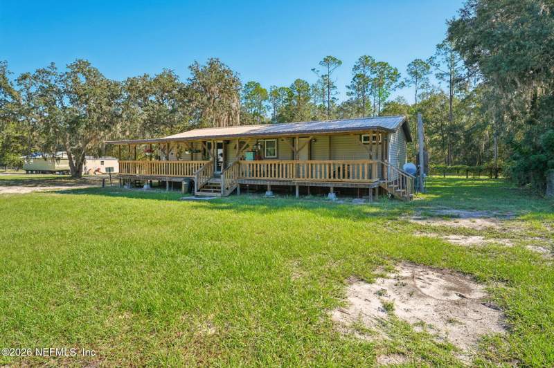 3 bedroom Manufactured Home at 879 Cousintown Road, Interlachen, Interlachen — photo 3