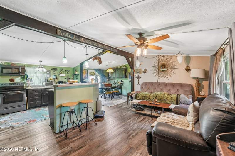 3 bedroom Manufactured Home at 879 Cousintown Road, Interlachen, Interlachen — photo 5