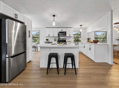 300 E Kansas Street, Florahome FL - photo 8 of 32