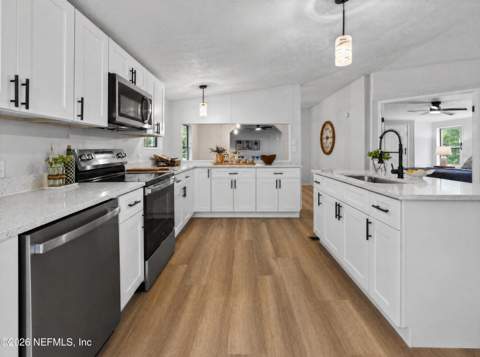 300 E Kansas Street, Florahome FL - photo 9 of 32