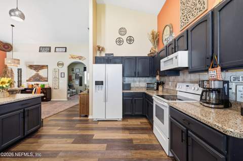 848 Crestwood Drive, St. Augustine FL - photo 6 of 38