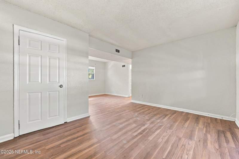 4 bedroom Single Family Residence at 1627 Friar Road, Arlington, Jacksonville — photo 5