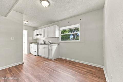 1627 Friar Road, Jacksonville FL - photo 8 of 35