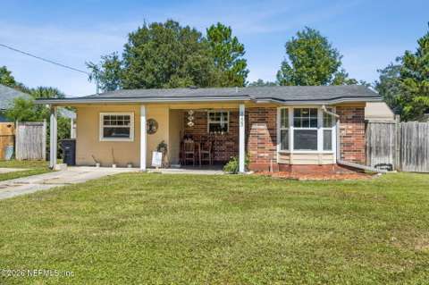 5223 Hollycrest Drive, home for sale on Hollycrest Drive