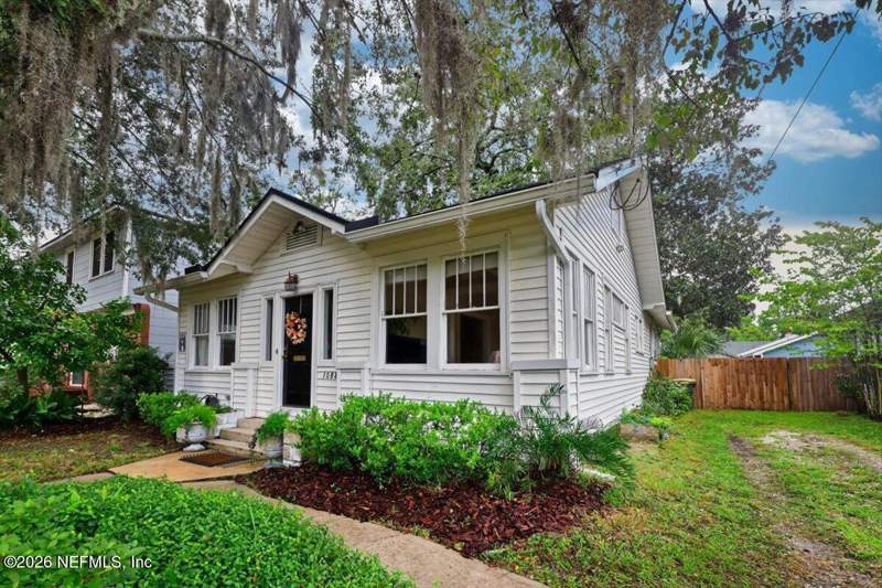 2 bedroom Single Family Residence at 1088 Cherry Street, New Riverside, Jacksonville — photo 4