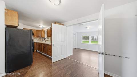 1703 Alfen Street, Jacksonville FL - photo 10 of 47
