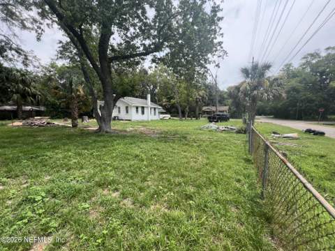 412 Thompson Street, Jacksonville FL - photo 15 of 17
