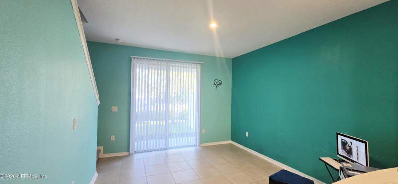 2 bedroom Townhouse at 251 Annies Place, Annies Walk, Jacksonville — photo 2