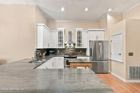 729 Putters Green Way, Jacksonville FL - photo 8 of 71