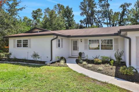 1114 Grove Park Drive, Orange Park FL - photo 9 of 54