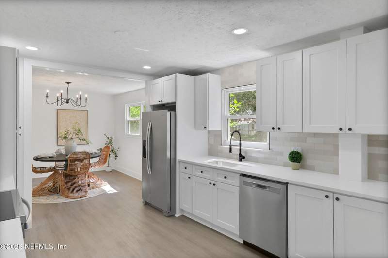 3 bedroom Single Family Residence at 1114 Grove Park Drive, Grove Park, Orange Park — photo 5
