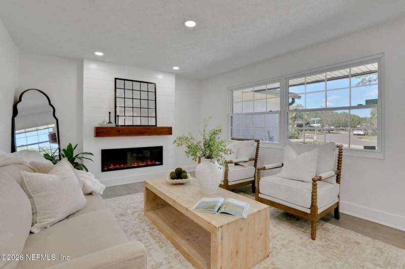 3 bedroom Single Family Residence at 1114 Grove Park Drive, Grove Park, Orange Park — photo 4