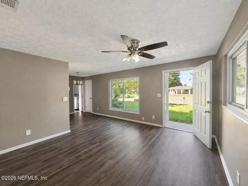 3 bedroom Single Family Residence at 514 Valderia Drive, Bellair, Orange Park — photo 4