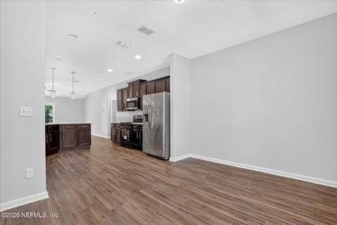 6121 Judy Drive, Jacksonville FL - photo 10 of 47