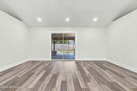 5015 Verdis Street, Jacksonville FL - photo 12 of 50
