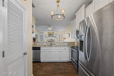 1604 Linkside Drive, Atlantic Beach FL - photo 10 of 48