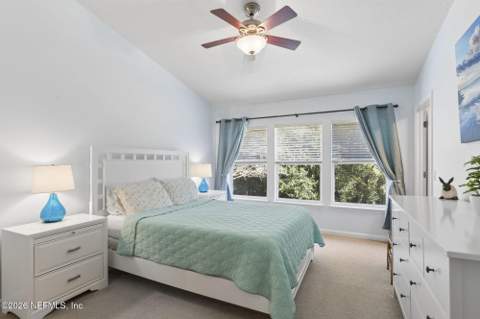 6975 Roundleaf Drive, Jacksonville FL - photo 19 of 47