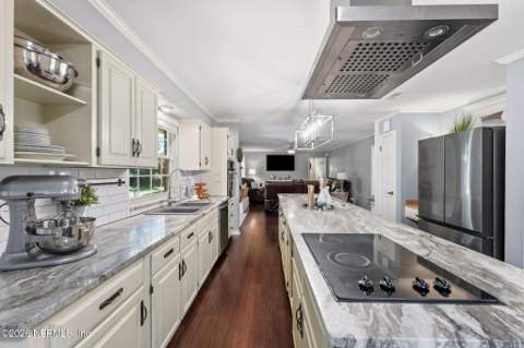 4334 Monument Road, Jacksonville FL - photo 13 of 36