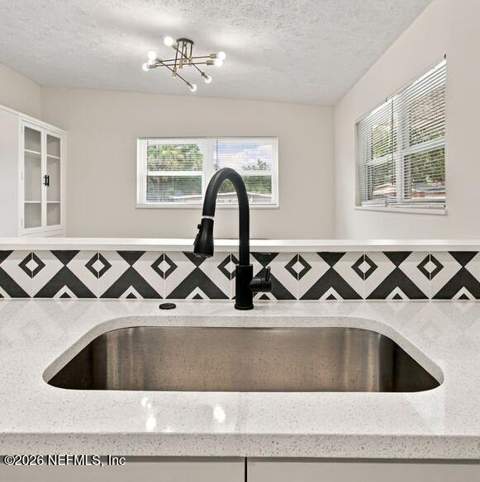 901 Townsend Boulevard, Jacksonville FL - photo 11 of 19
