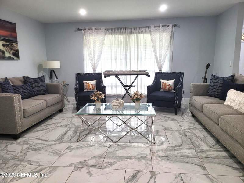 3 bedroom Single Family Residence at 5081 Winchester Drive, Brierwood, Jacksonville — photo 5