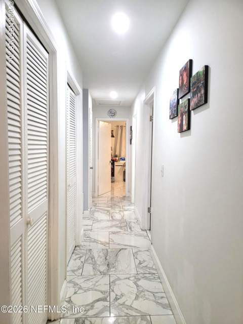 5081 Winchester Drive, Jacksonville FL - photo 13 of 27